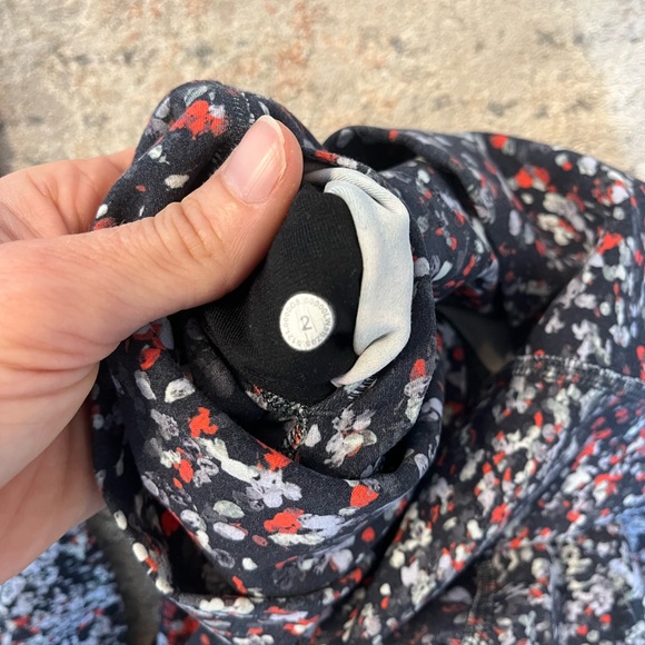 Lululemon Align leggings size 2 - Picture 6 of 6